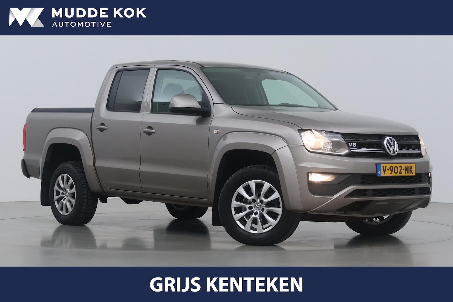 Volkswagen Amarok - 3.0 TDI 4Motion Plus Cab Comfortline | Automaat | Trekhaak | Camera | Apple Carplay - AutoWereld.nl