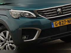 Peugeot 5008 - 1.2 PureTech B.L. 130pk Executive - Crystal Emerald - 7pers