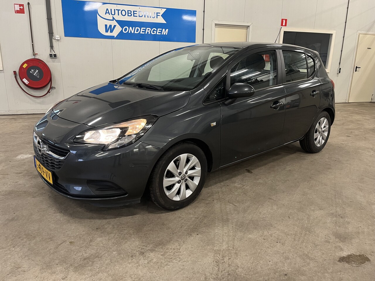 Opel Corsa - 1.2 5 drs 74 DKM - AutoWereld.nl