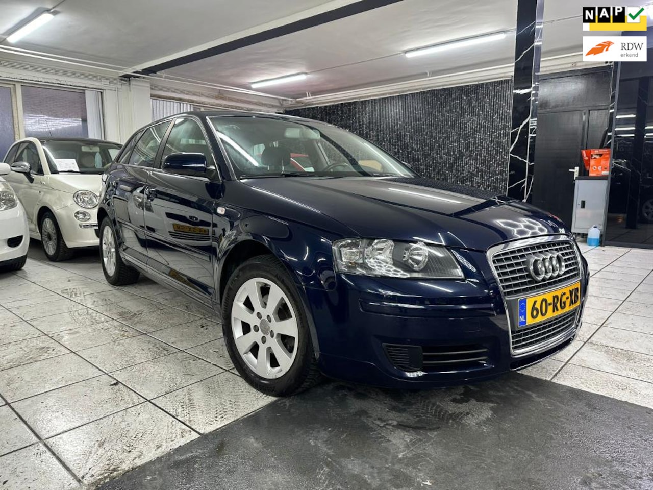 Audi A3 Sportback - 1.6 Ambiente 1.6 Ambiente - AutoWereld.nl