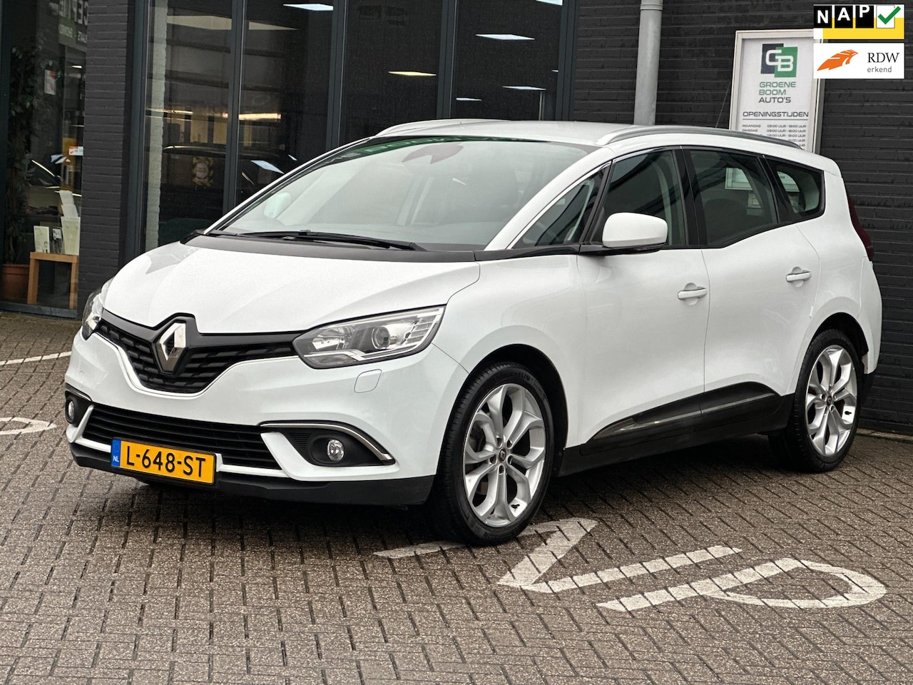 Renault Grand Scénic - 1.2 TCe Intens/NAVI/CAMERA/AIRCO/TREKHAAK/NETTE STAAT!! - AutoWereld.nl