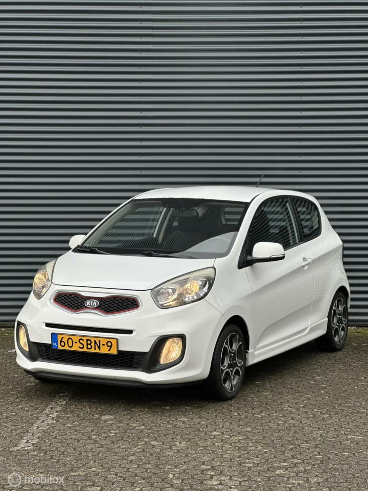 Kia Picanto - 1.0 CVVT Comfort Pack 1.0 CVVT Comfort Pack - AutoWereld.nl