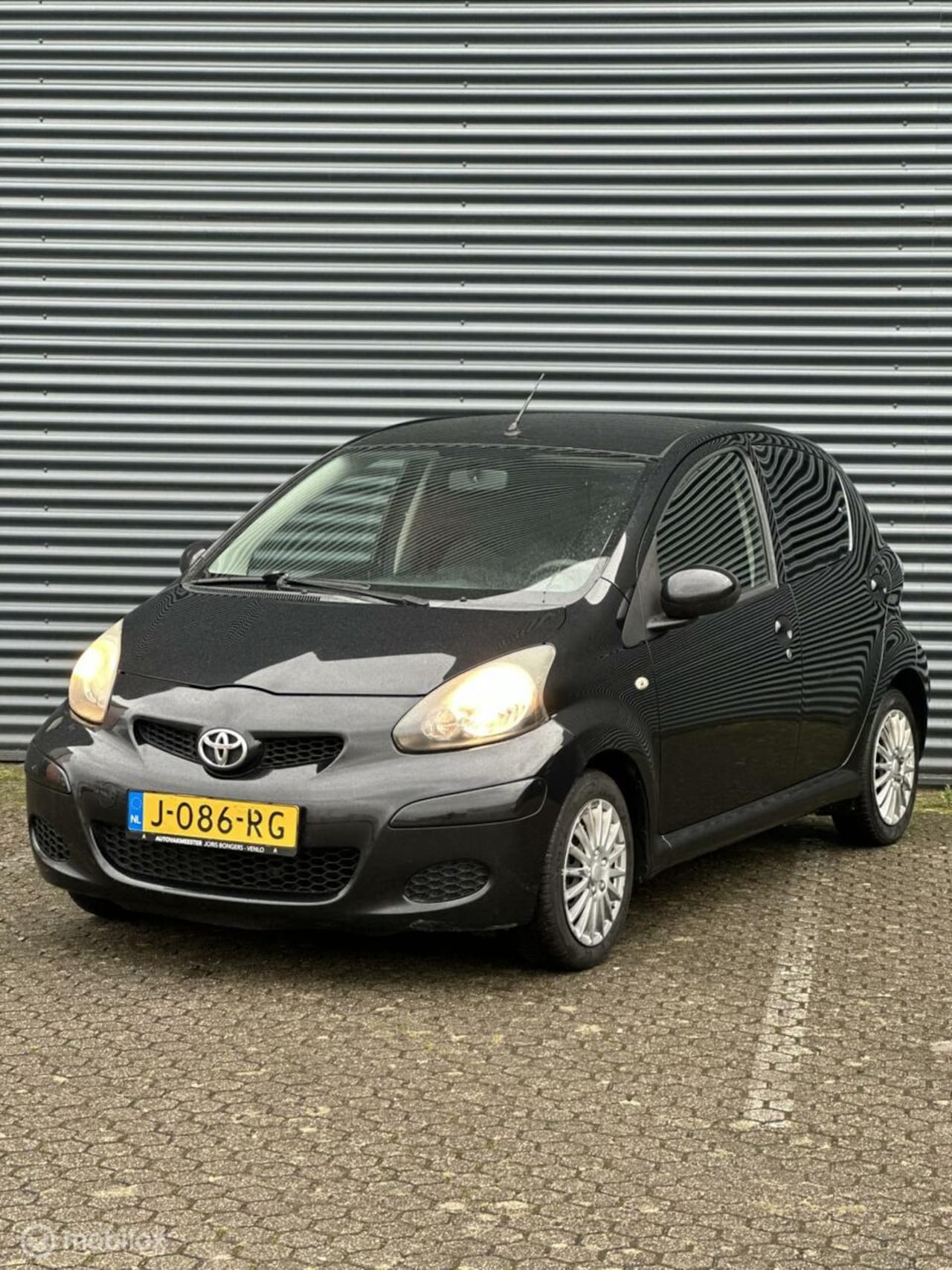 Toyota Aygo - 1.0-12V Dynamic Blue 1.0-12V Dynamic Blue - AutoWereld.nl