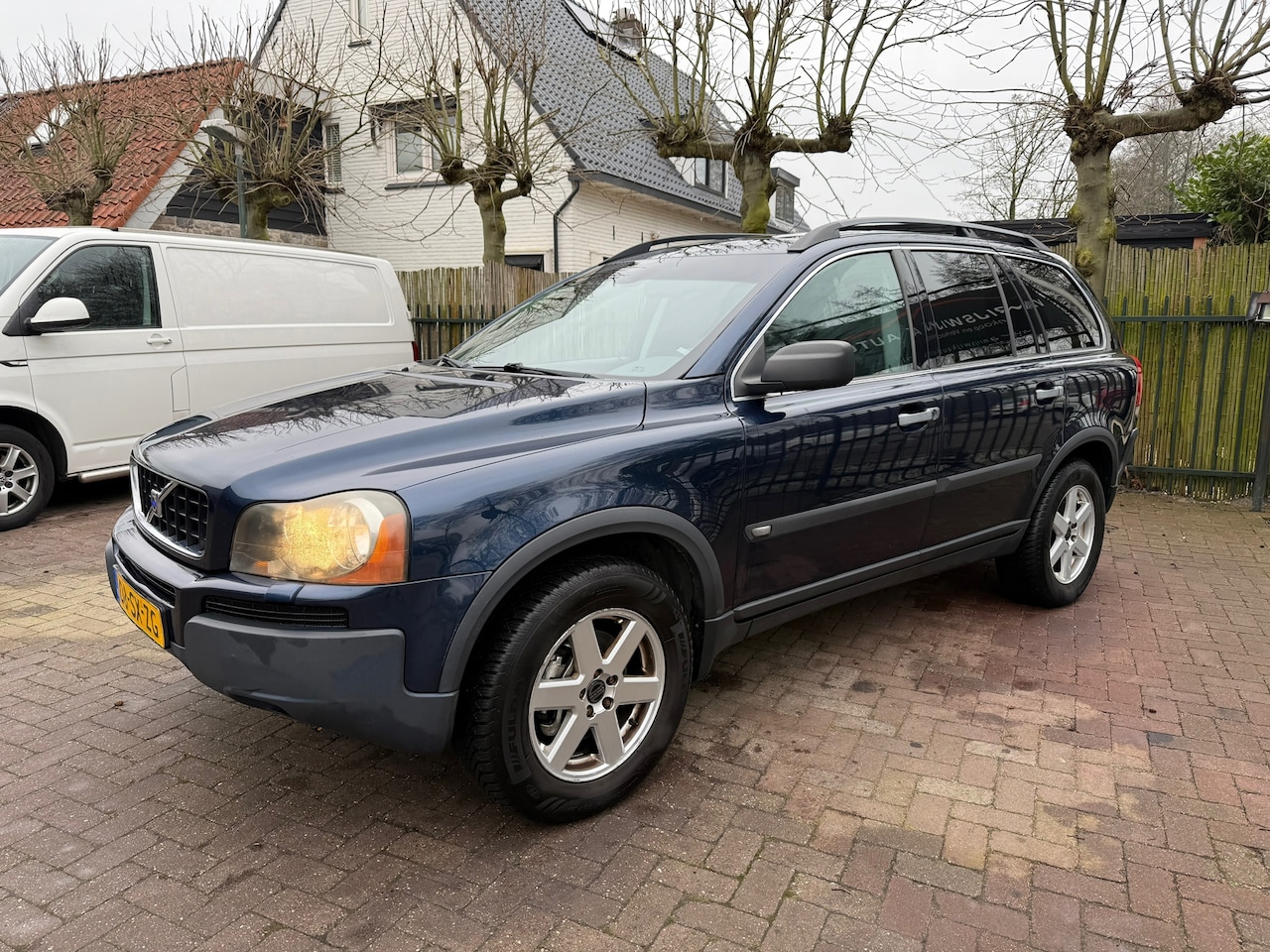 Volvo XC90 - 2.5 T Elite AWD Automaat Airco Cruise 7 Persoons Youngtimer - AutoWereld.nl