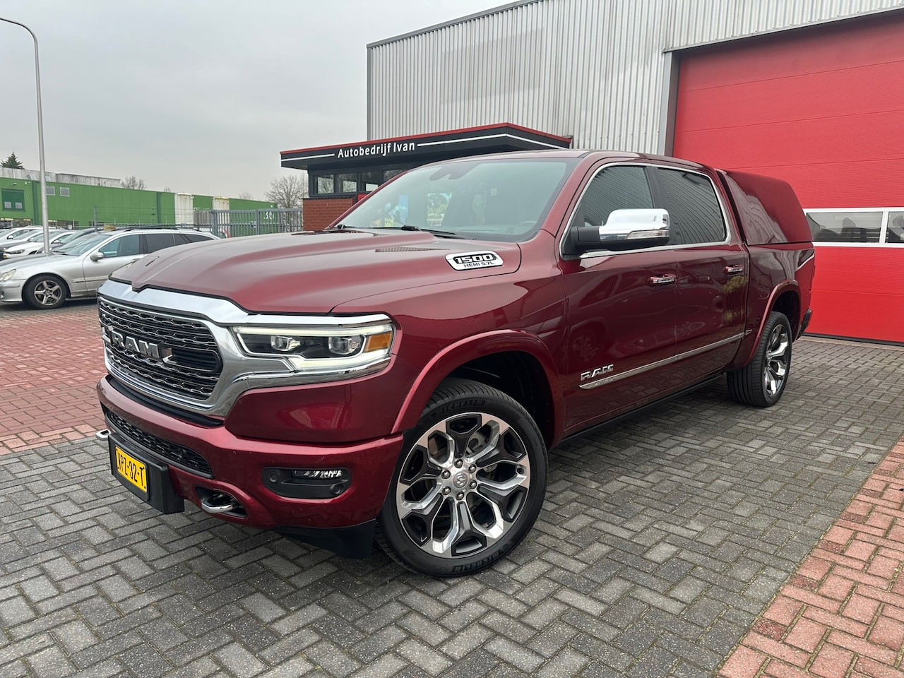 Dodge Ram 1500 - 5.7 V8 4x4 Crew Cab Limited 5.7 V8 4x4 Crew Cab Limited,LPG,Luchtvering - AutoWereld.nl