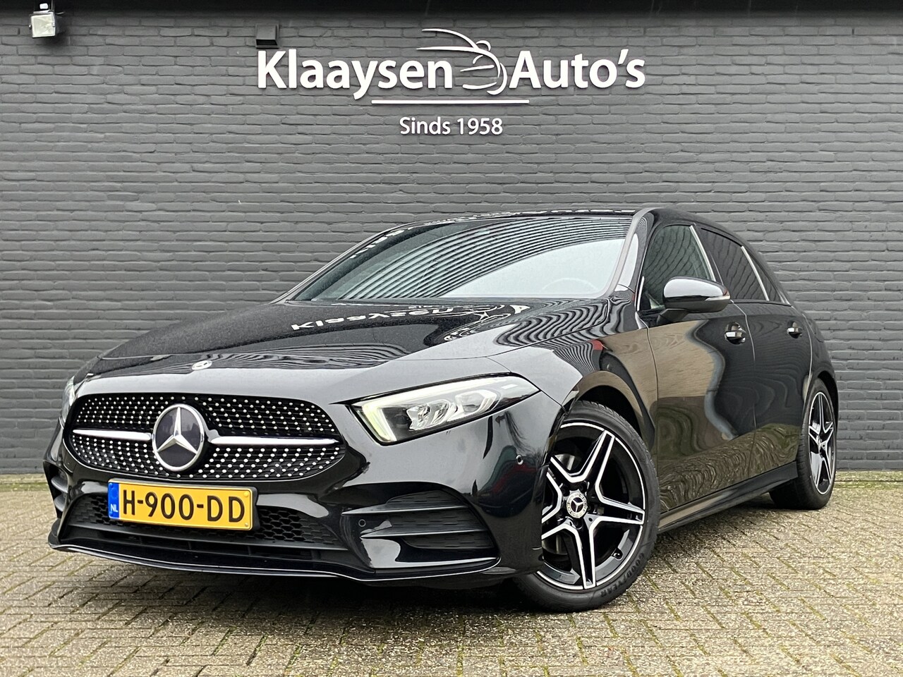 Mercedes-Benz A-klasse - 180 Business Solution AMG AUT. | 1e eigenaar | dealer onderhouden | apple carplay | camera - AutoWereld.nl