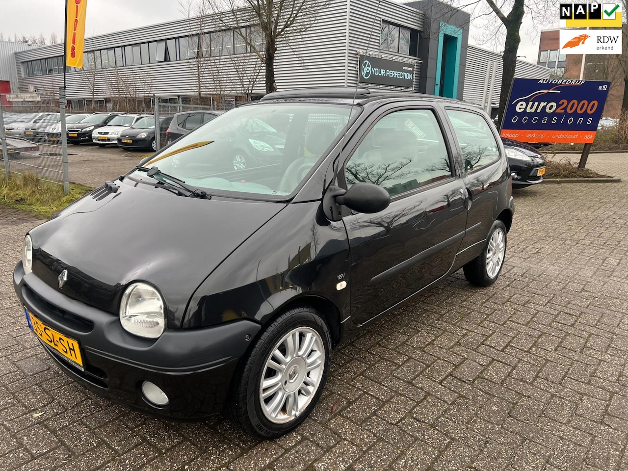 Renault Twingo - 1.2-16V Paris - AIRCO - SCHUIFDAK - LEDER ! - AutoWereld.nl