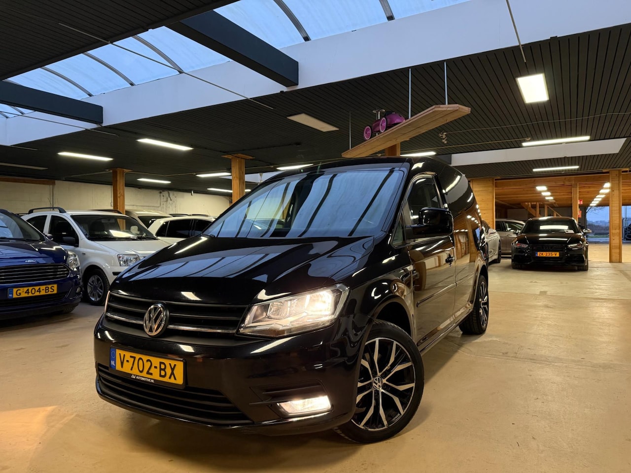 Volkswagen Caddy - 2.0 TDI DSG L1H1 BMT Highline Airco Stoelvw Cruise Control - AutoWereld.nl