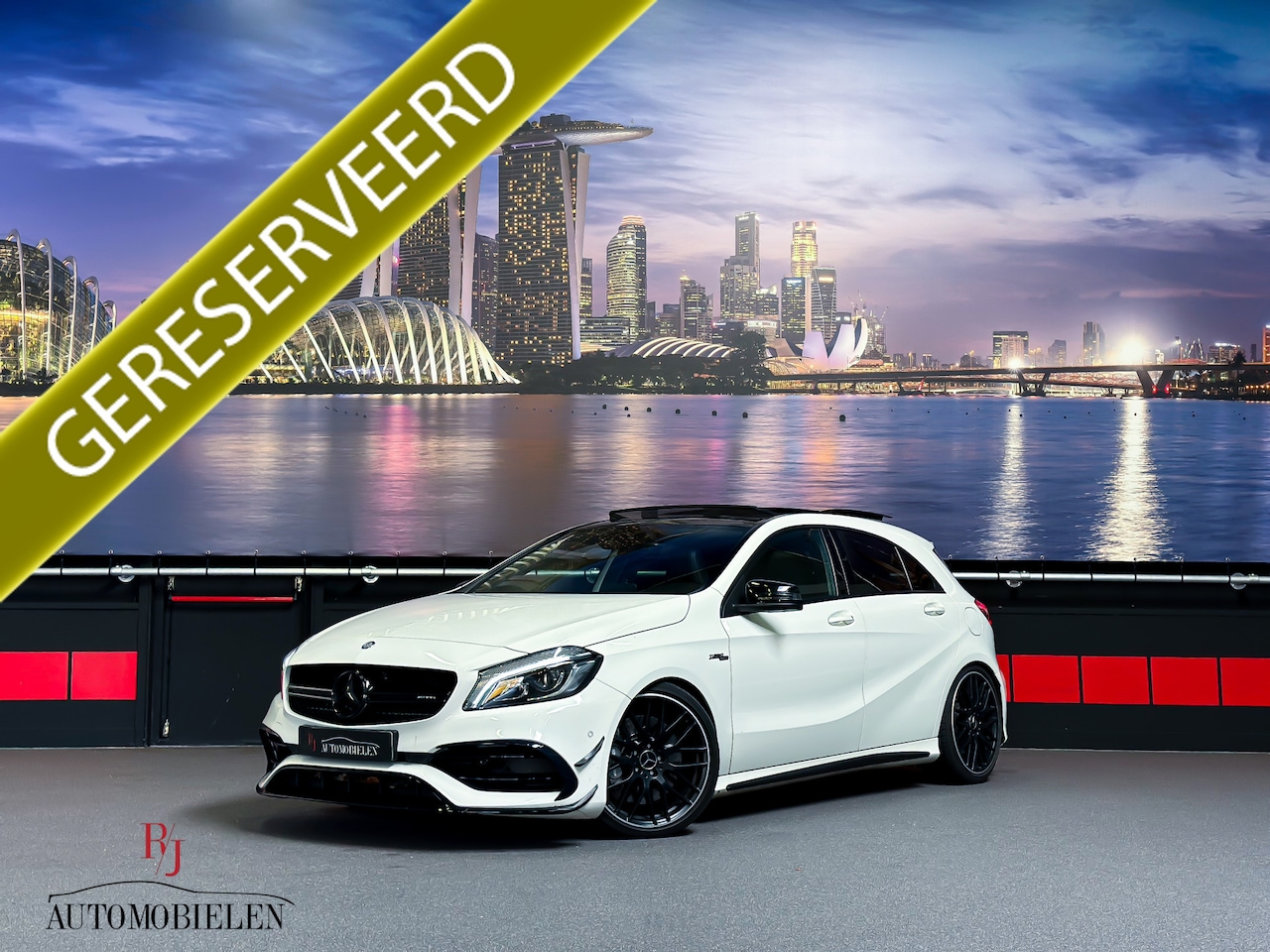 Mercedes-Benz A-klasse - AMG A45 4MATIC |Panorama|Sportuitlaat|Camera - AutoWereld.nl