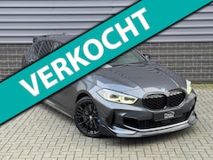 BMW 1-serie - M135i xDrive |Performancepakket |Schaalstoel |19"