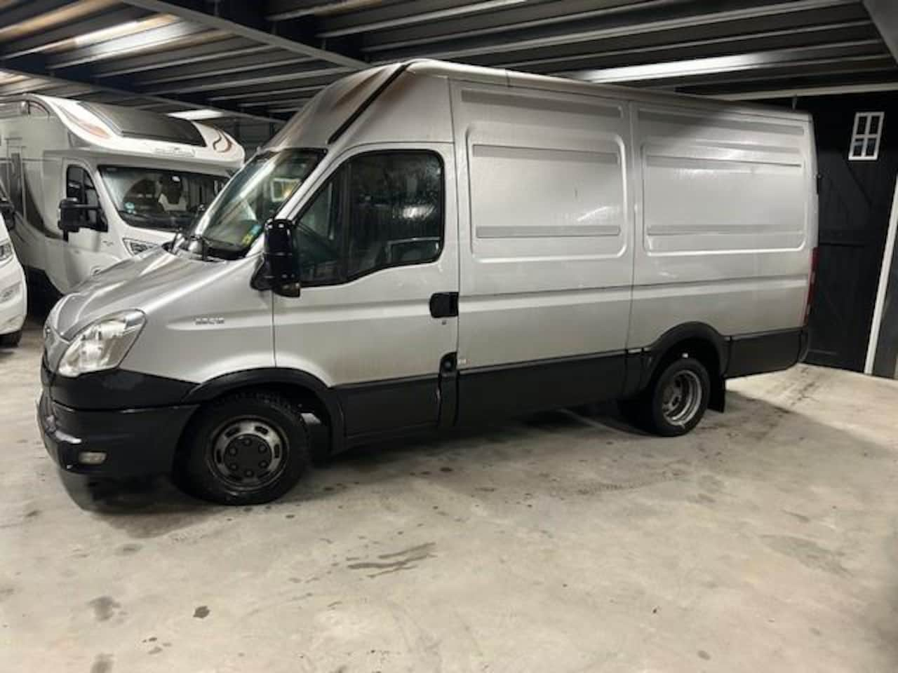 Iveco Daily - 35 C 15V 330 H3 35C15V 330 H3 - AutoWereld.nl