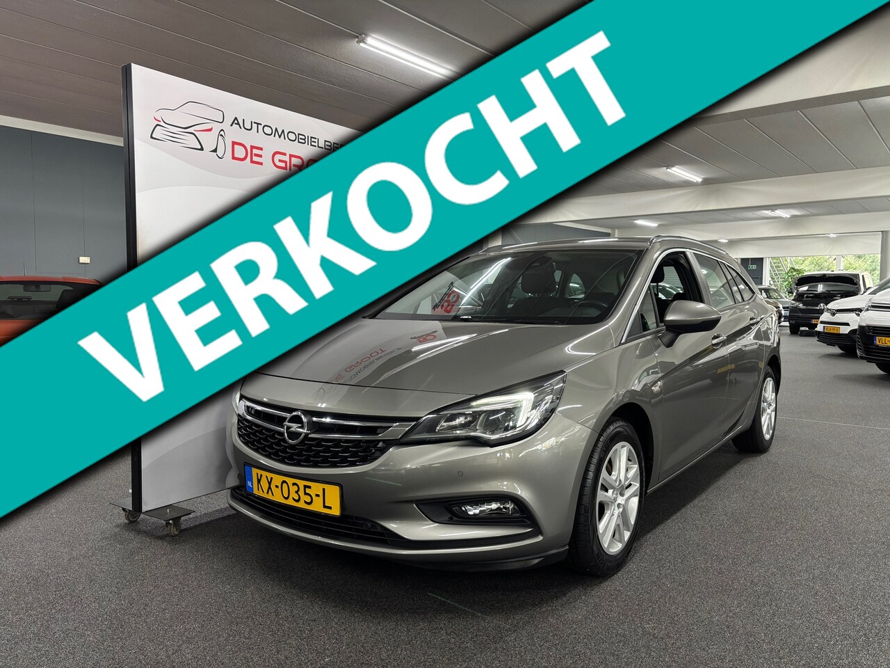 Opel Astra Sports Tourer - 1.0 Business+ Navi ECC - AutoWereld.nl