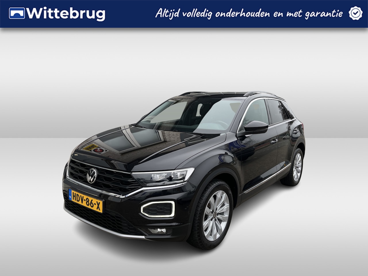 Volkswagen T-Roc - 1.5 TSI Sport / AUTOMAAT/ TREKHAAK/ KEYLESS/ ADAPT. CRUISE/ NAVI/ APP-CONNECT/ DAB/ PARK. - AutoWereld.nl