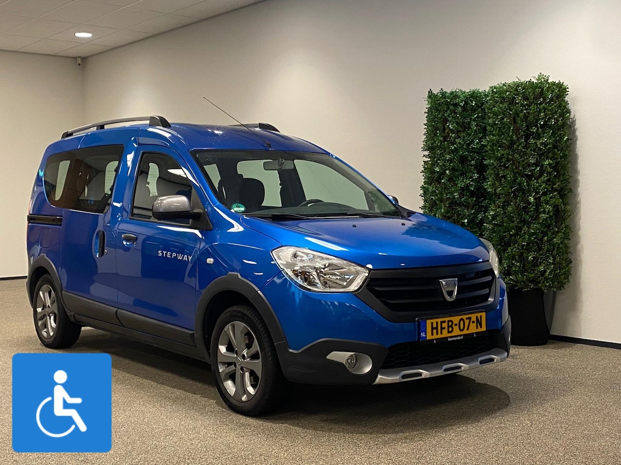 Dacia Dokker - Rolstoelauto 3+1 of 5+0 - AutoWereld.nl