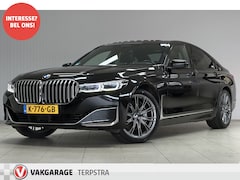 BMW 7-serie - 730d xDrive/ Luchtvering/ Soft-Close/ 20'' LMV/ Elek. Schuif-Dak/ Harman-Kardon/ Stuurverw