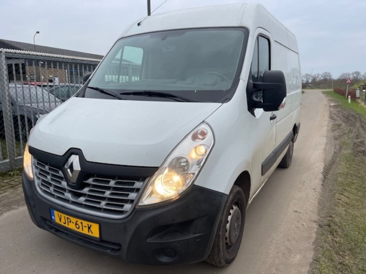 Renault Master - T33 2.3 dCi L1H2 T33 2.3 dCi L1H2 - AutoWereld.nl