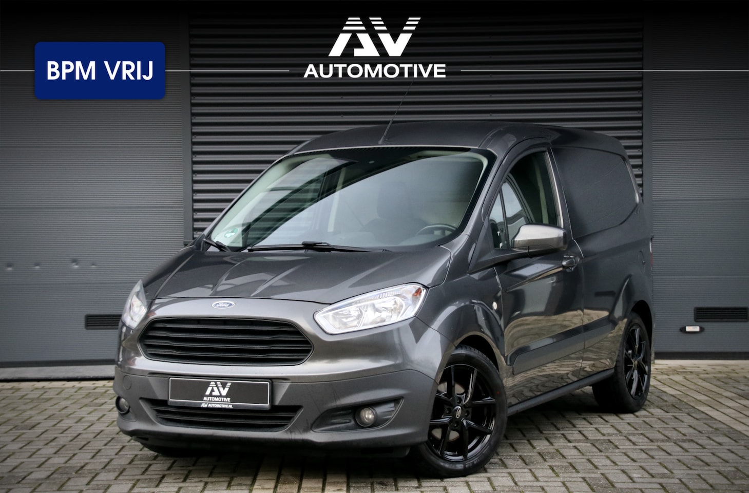 Ford Transit Courier - 1.0 Limited | BPM & BTW Vrij | Navigatie | CarPlay | Camera | Trekhaak | Airco | Climate c - AutoWereld.nl