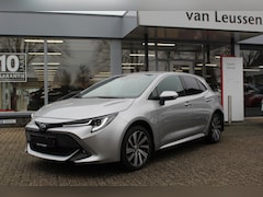 Toyota Corolla - Hybrid 140 Dynamic KEYLESS 17"LM-VELGEN STOEL&STUUR VERW. PRIVACYGLASS APPLE/ANDROID LED C