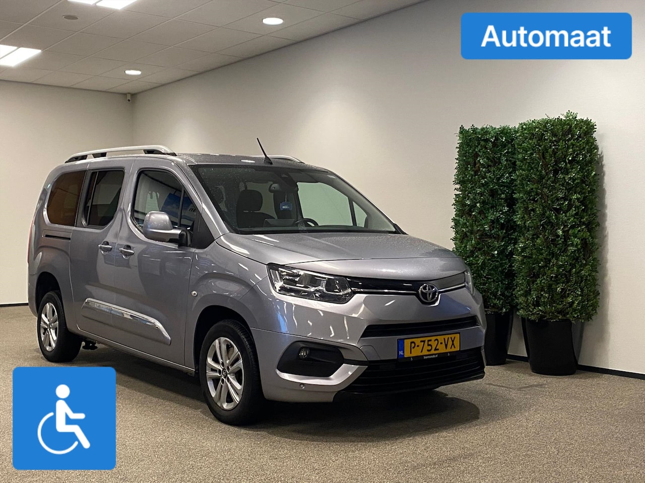 Toyota ProAce City Verso - L2 Rolstoelauto Automaat 4+1 - AutoWereld.nl