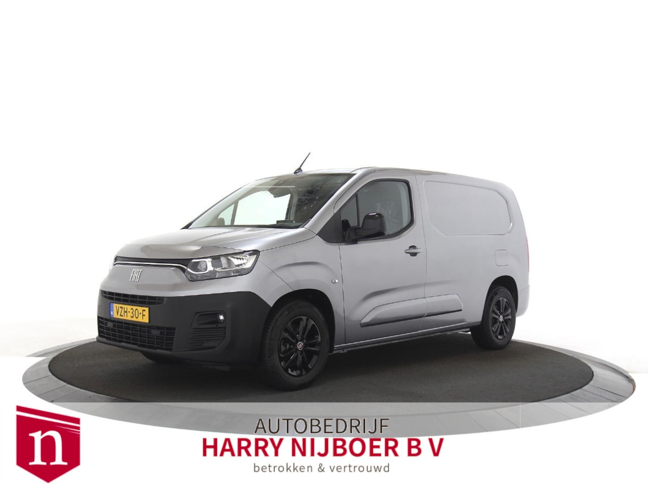 Fiat E-Doblo - 136 L2 50 kWh Camera / Navigatie / Lm velgen - AutoWereld.nl