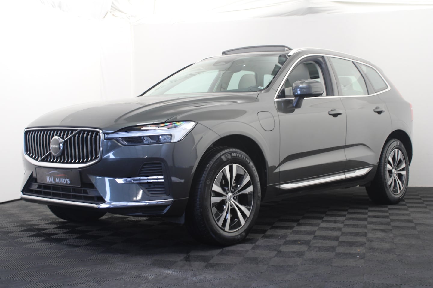 Volvo XC60 - 2.0 Recharge T6 AWD Inscription |Pano|Leder| - AutoWereld.nl