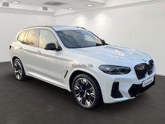 BMW iX3 - M-SPORT (80 kWh) * LASER, LEDER, PANORAMA, TREKH, H&K Sound, MEM, 20-inch LMV * € 23.900,