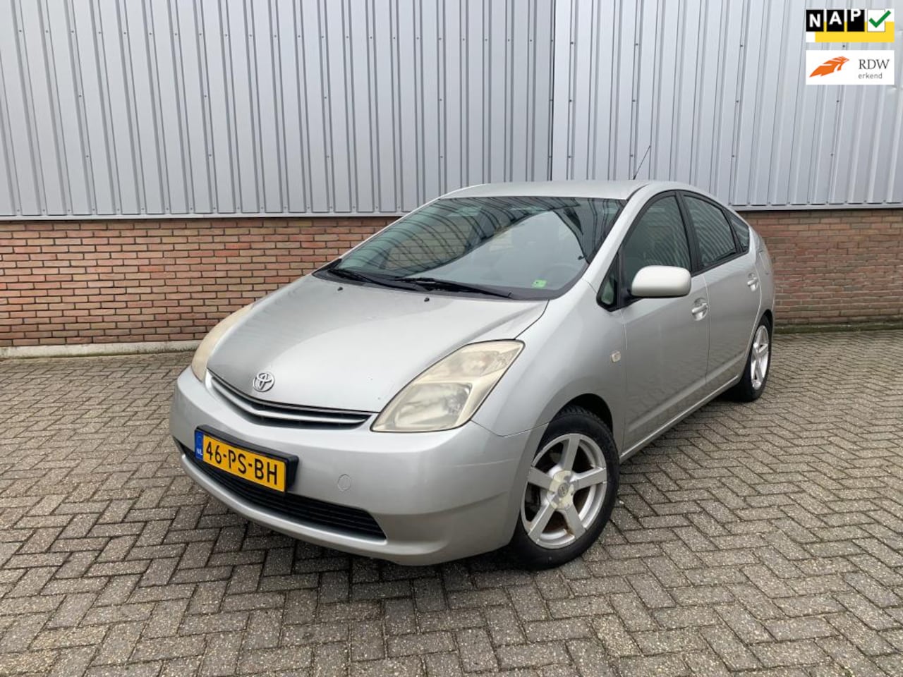 Toyota Prius - 1.5 VVT-i APK - AutoWereld.nl