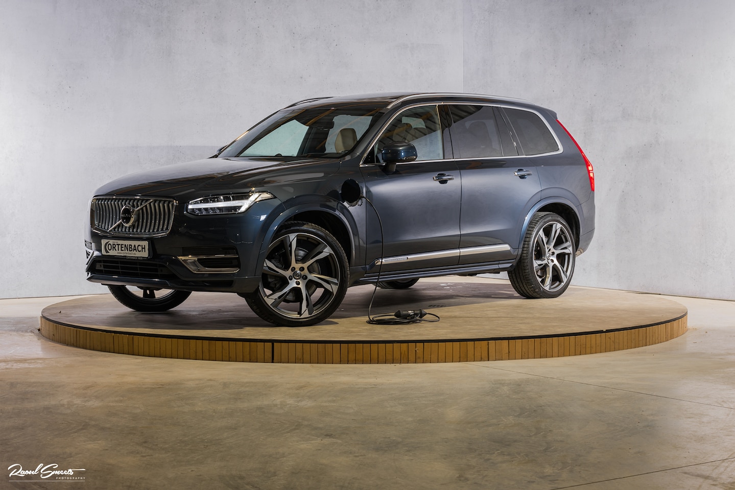 Volvo XC90 - 2.0 T8 Recharge AWD Ultimate Bright | Luchtvering | Panorama dak | Zwenkbare trekhaak | St - AutoWereld.nl