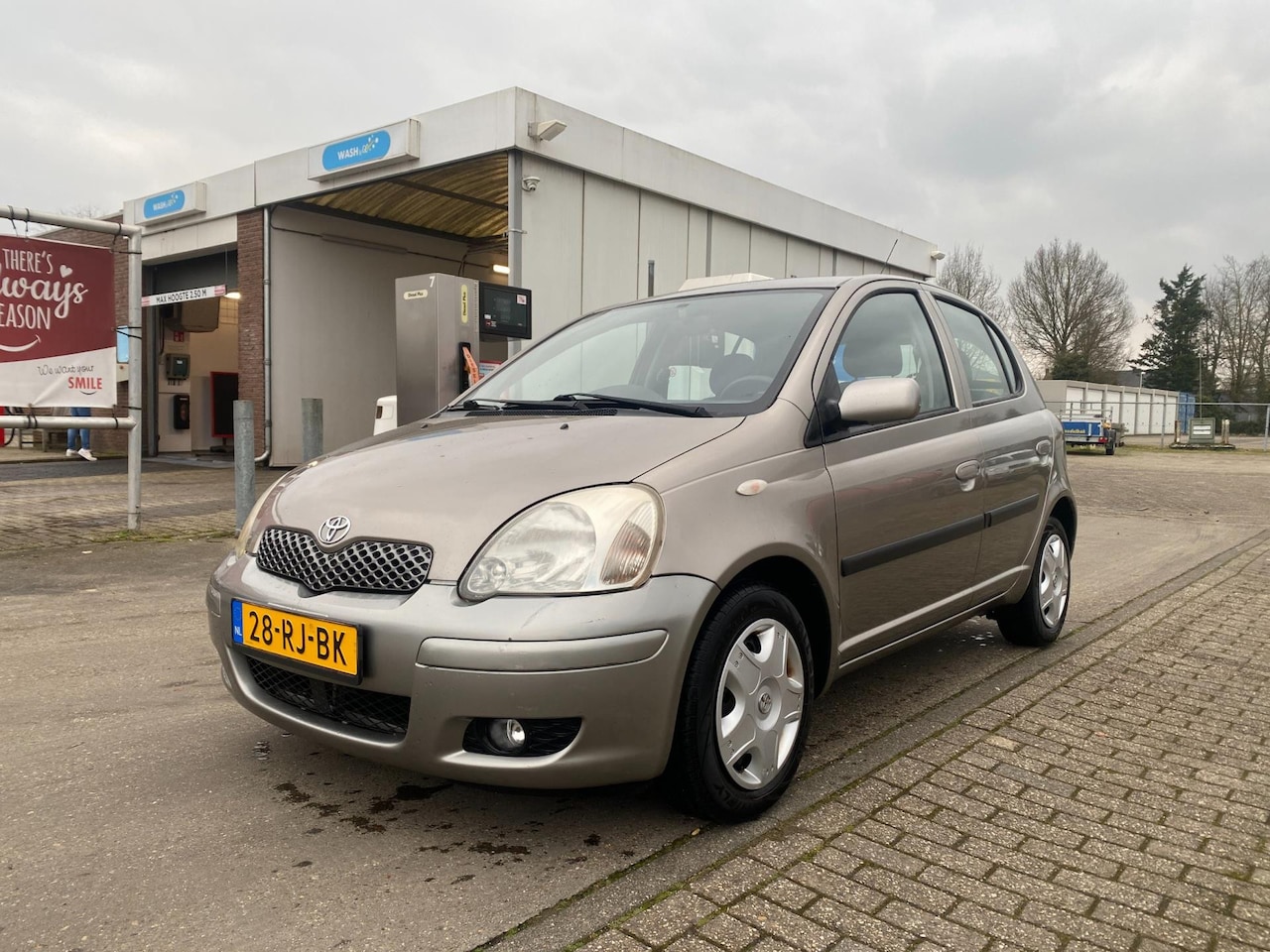 Toyota Yaris - 1.3 VVT-i S-Line 1.3 VVT-i S-Line - AutoWereld.nl