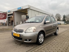 Toyota Yaris - 1.3 VVT-i S-Line