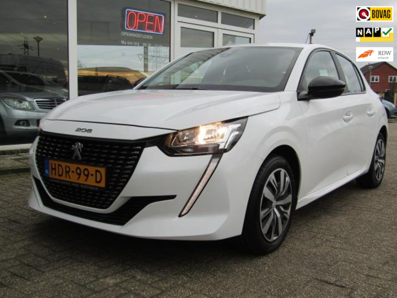 Peugeot 208 - 1.2 PureTech Active Pack 1.2 PureTech Active Pack - AutoWereld.nl