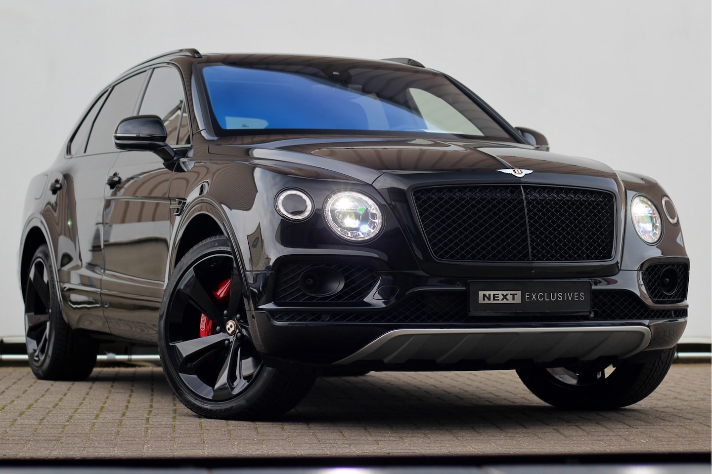 Bentley Bentayga - 4.0 V8 Centenary | Mulliner | Touring | City - AutoWereld.nl