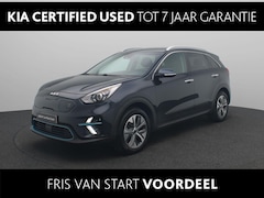 Kia e-Niro - Edition 64 kWh | Navigatie | Climate Control | Lm velgen | Parkeersensoren | Camera | Stoe