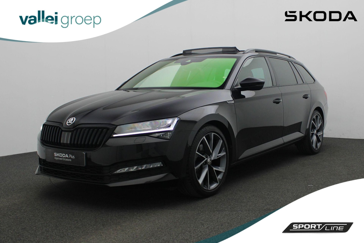 Skoda Superb Combi - 1.5 TSI 150 pk DSG ACT Sportline Business | Panoramadak | Trekhaak | Matrix LED | Geheugen - AutoWereld.nl