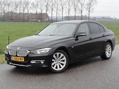 BMW 3-serie - 316i High Executive Met ECC - LEER - PDC - NAVIG