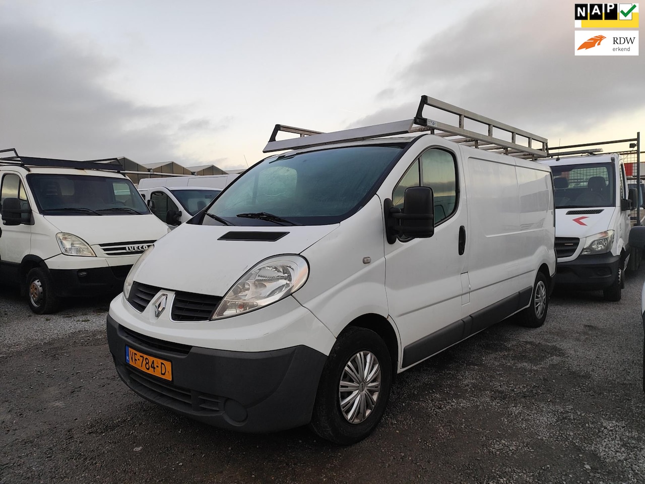 Renault Trafic - 2.0 dCi T29 L2H1 Eco Black Edition Airco! Imperial! NOT START!!! - AutoWereld.nl