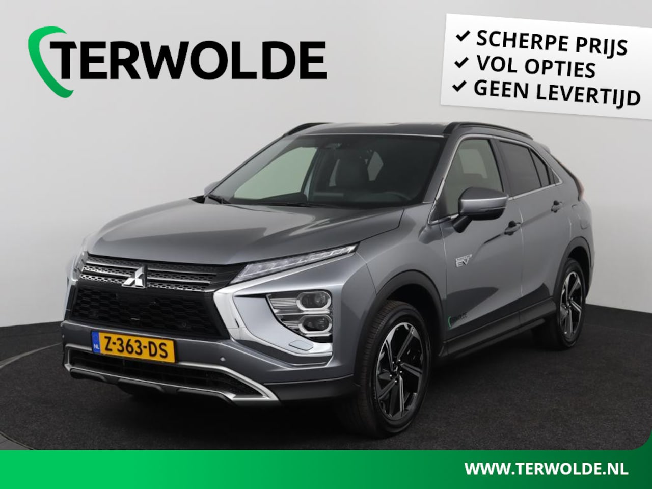 Mitsubishi Eclipse Cross - 2.4 PHEV Intense+ | Navigatie | Stoelverwarming | Climate Control | Metallic Lak | LED Kop - AutoWereld.nl