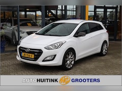 Hyundai i30 - 1.6i Dynamic Luxe - Navi - PDC