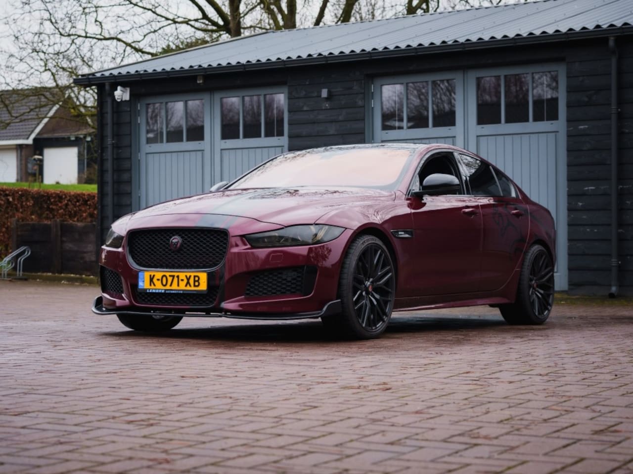 Jaguar XE - 2.0 R-Sport 2.0 R-Sport - AutoWereld.nl