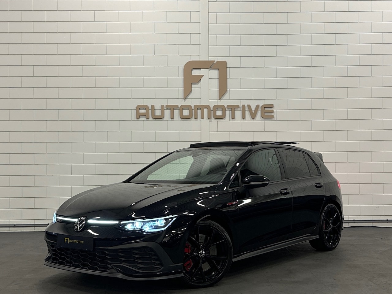 Volkswagen Golf - 2.0 TSI GTI Pano|HuD|H/K|Leer|ACC|Sfeer|VOL - AutoWereld.nl