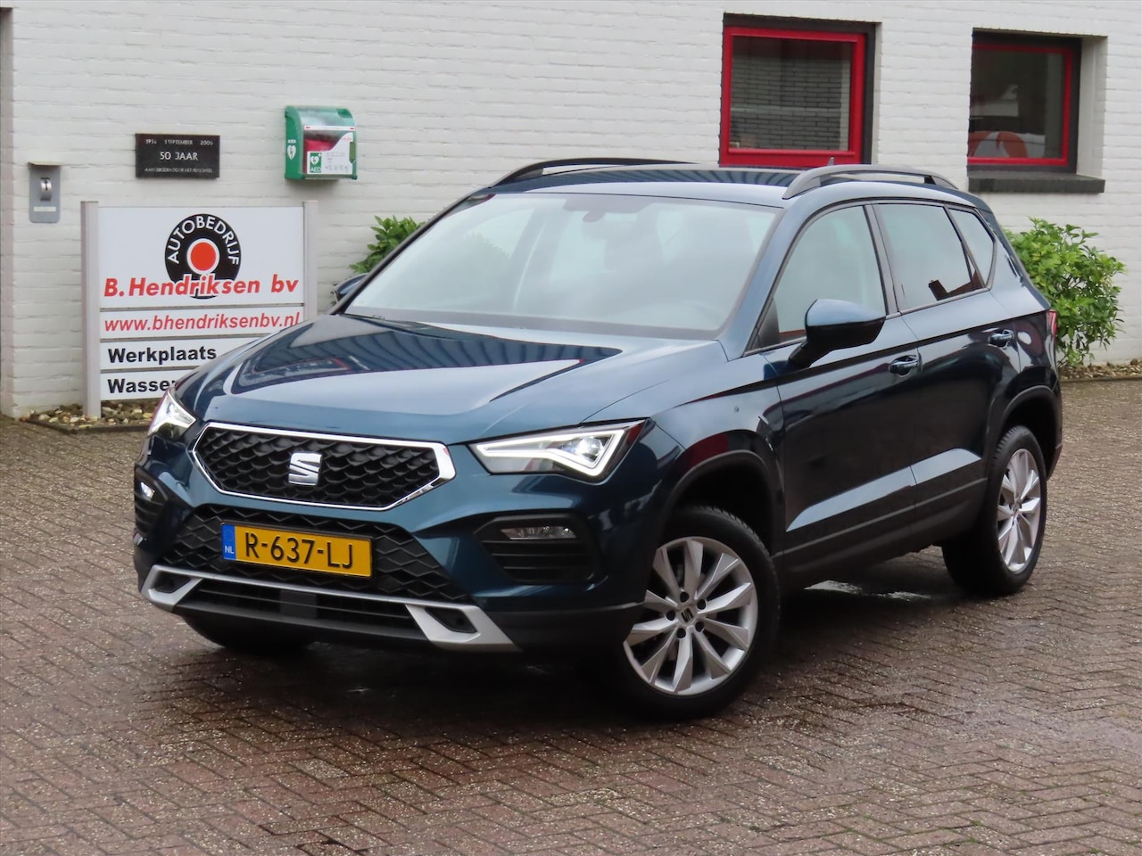 Seat Ateca - 1.5 EcoTSI 150pk Style Business Intense/ Camera achter/ Led koplampen/ Keyless start/ DAB/ - AutoWereld.nl