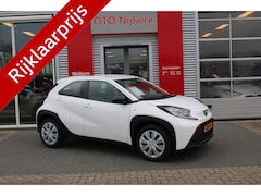 Toyota Aygo X - 1.0 VVT-i S-CVT Play Plus