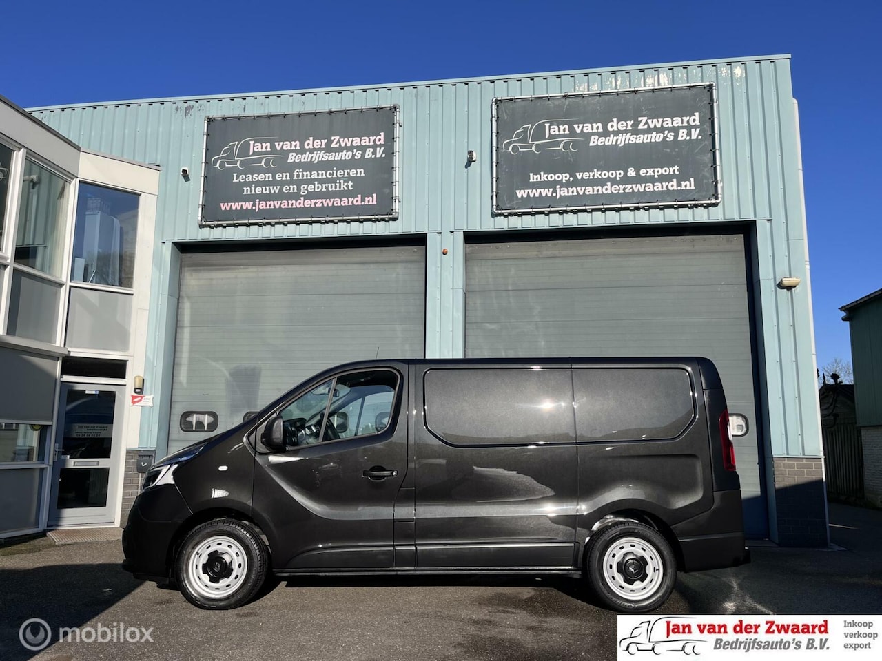 Renault Trafic - bestel 2.0 dCi 120 T29 L1H1 Luxe - AutoWereld.nl