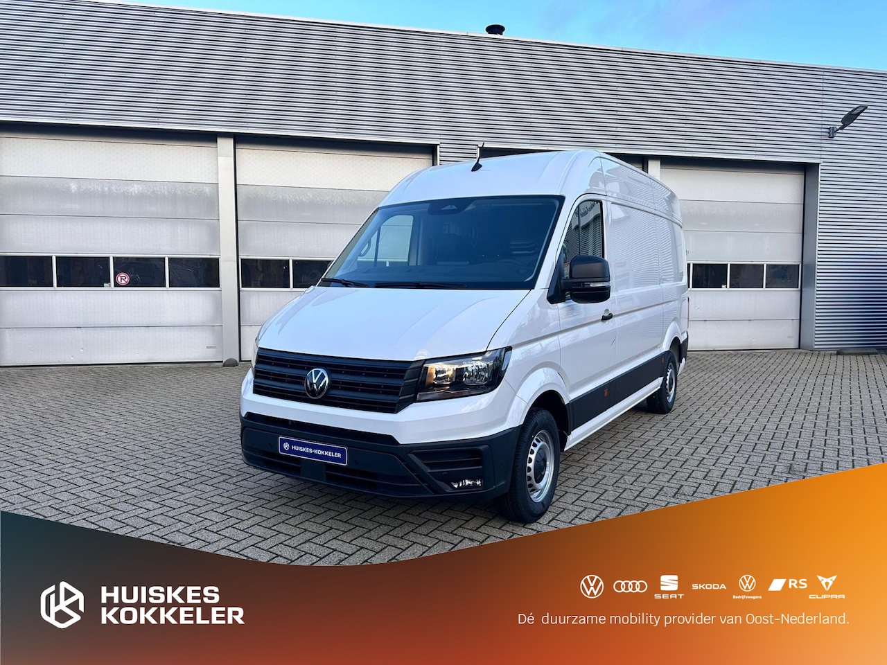 Volkswagen Crafter - Bestelwagen 35 2.0 TDI 140pk automaat L3H3 Highline Vierseizoensbanden I Airco I Cruise co - AutoWereld.nl