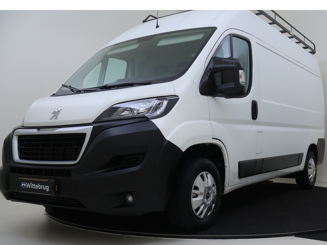 Peugeot Boxer - 330 2.0 BlueHDI L2H2 Premium Pack 330 2.0 BlueHDI L2H2 Premium Pack MD - AutoWereld.nl