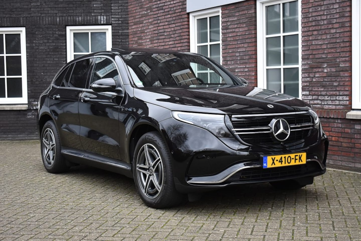 Mercedes-Benz EQC - 400 4MATIC AMG Line 80 kWh - AutoWereld.nl