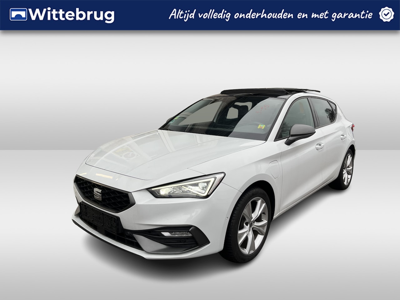 Seat Leon - 1.4 TSI eHybrid PHEV FR / AUTOMAAT/ PANO/ ADAPT. CRUISE/ FULL LINK/ NAVI/ STOELVERWARMING/ - AutoWereld.nl