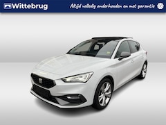 Seat Leon - 1.4 TSI eHybrid PHEV FR / AUTOMAAT/ PANO/ ADAPT. CRUISE/ FULL LINK/ NAVI/ STOELVERWARMING/