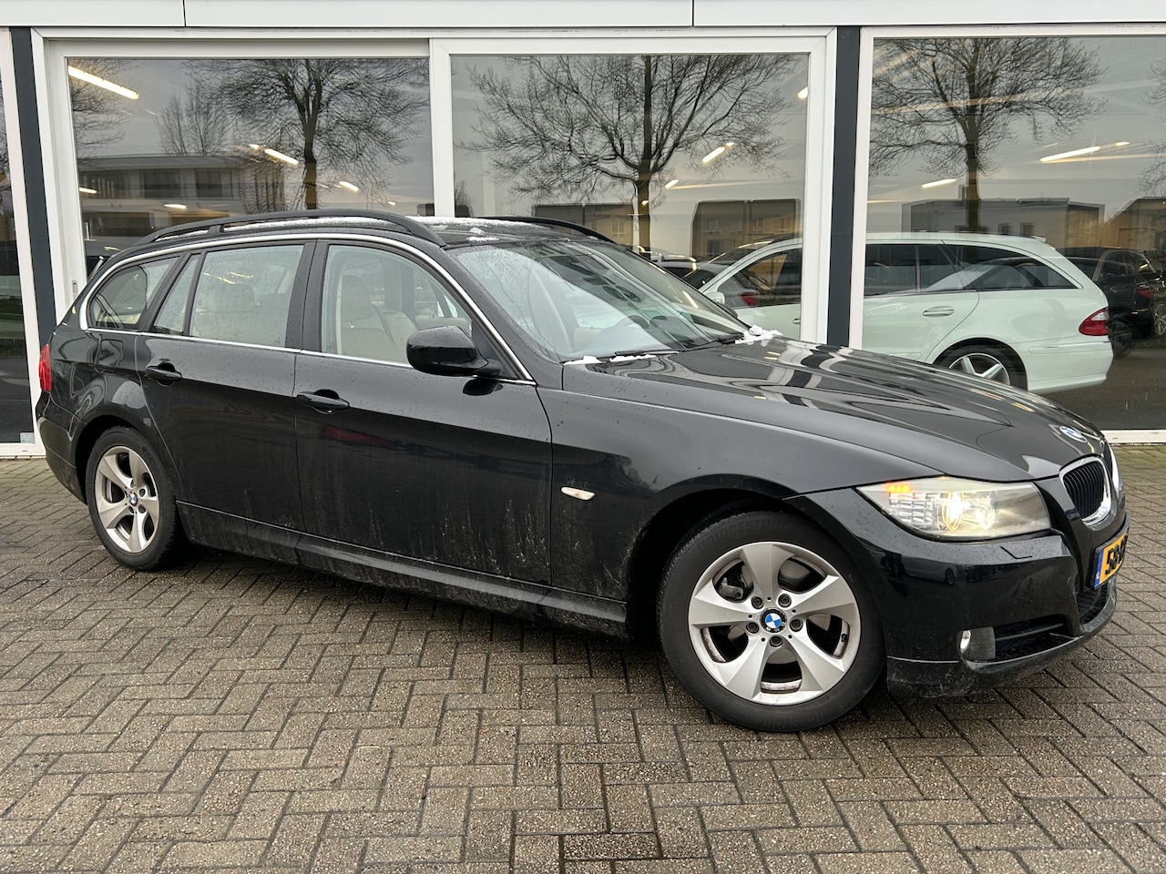 BMW 3-serie Touring - 316i Business Line LMV / PDC achter / Leder / Cruise / Clima - AutoWereld.nl