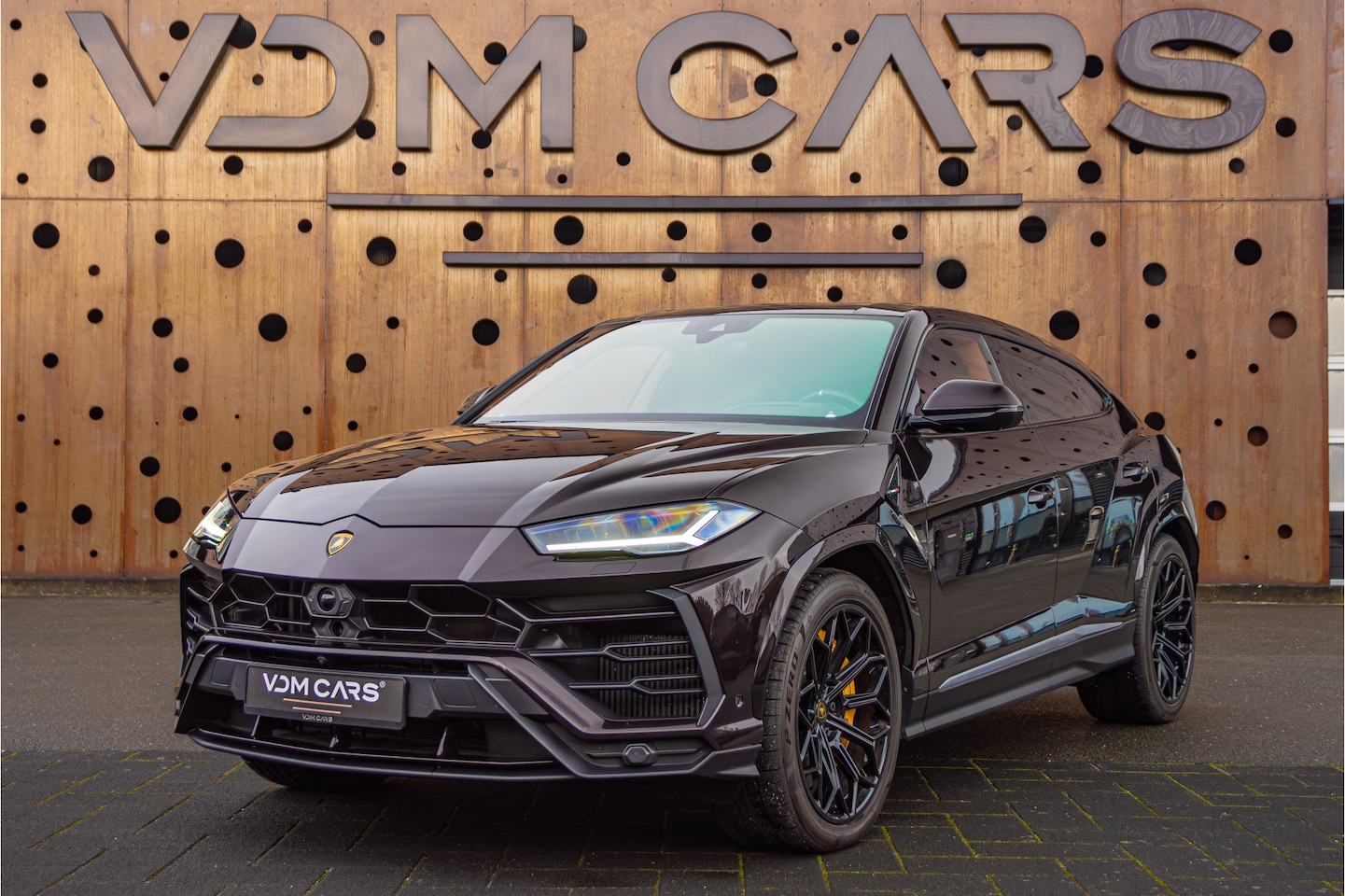 Lamborghini Urus - 4.0 V8 Graphite Capsule | Nero Granatus | Massage | 360 | ADAS | B&O | Soft-Close | Night - AutoWereld.nl